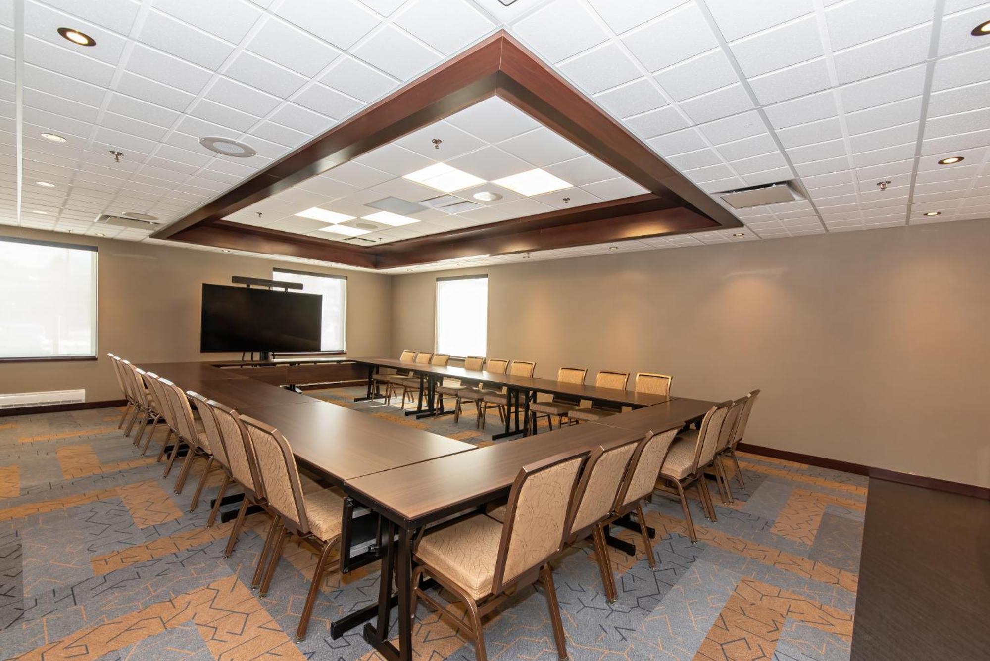 Quality Inn & Suites Val-d'Or Luaran gambar
