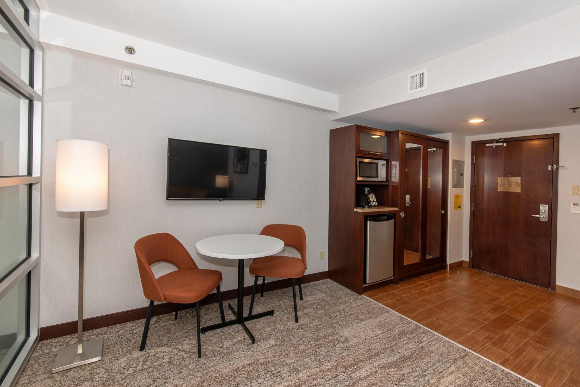 Quality Inn & Suites Val-d'Or Luaran gambar